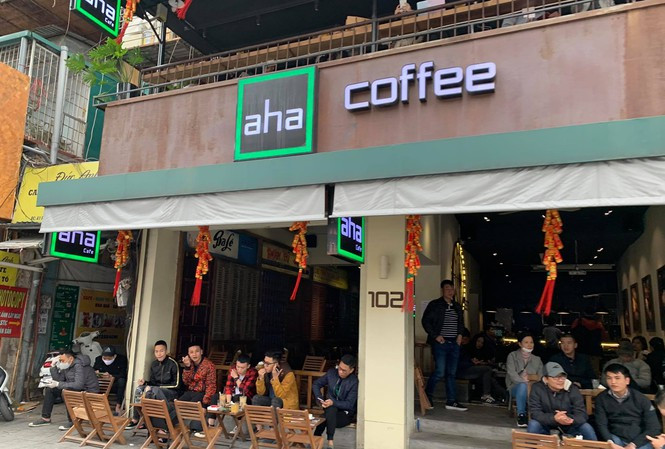 Hà Nội nhiều khả năng chưa cho phép các quán cà phê mở cửa trở lại để phòng chống COVID-19. Ảnh: Như Ý