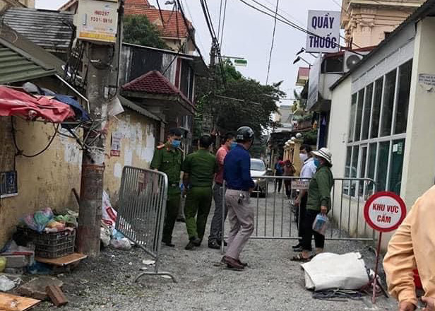 Chiều nay, 2/5, khu vực cách ly tạm thời được giải tỏa vì trường hợp nghi mắc đã âm tính với SARS-CoV-2