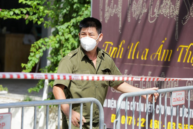 Hoài Đức phong tỏa tòa nhà có bệnh nhân COVID-19