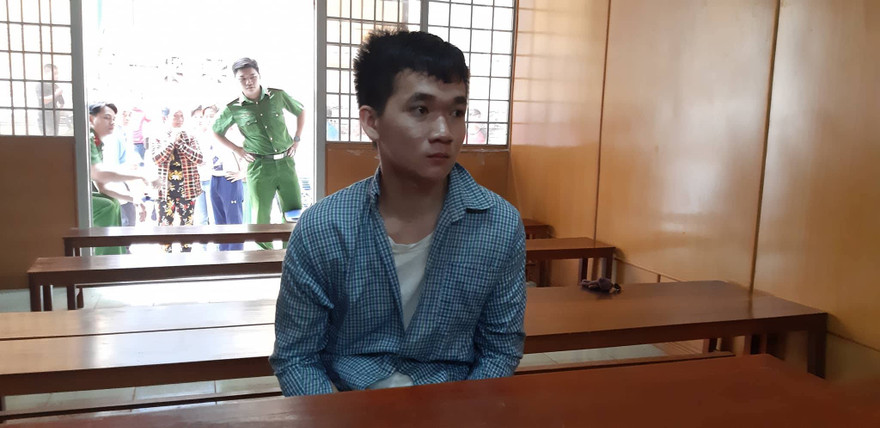 Võ Vũ Văn Luân tại tòa hôm nay 20/3. Ảnh: Tân Châu