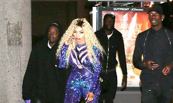 Pogba cặp ca sỹ có gu ăn mặc đồng bóng