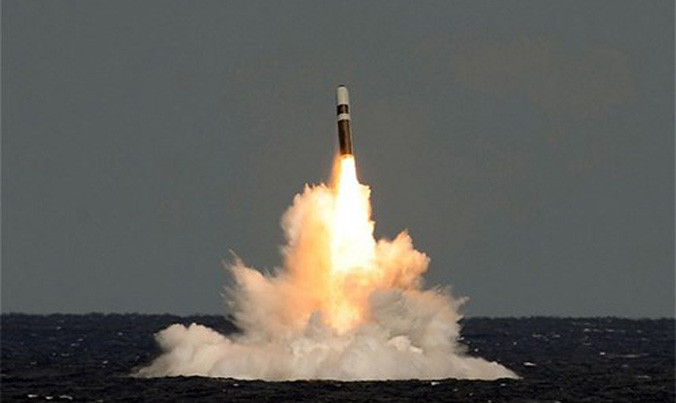 Tên lửa Trident II.
