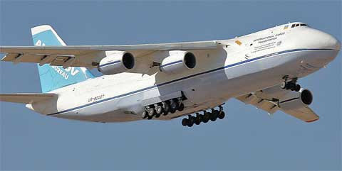 Nghi án Mỹ bí mật chuyển 150 tấn “thư tín” tới Kyrgyzstan