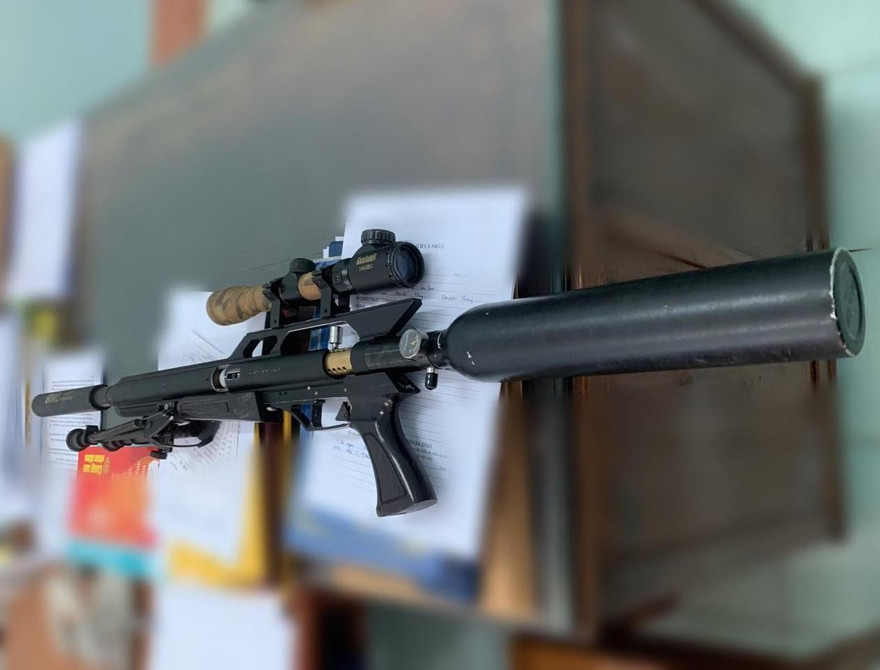 Khẩu súng hơi trong vụ án