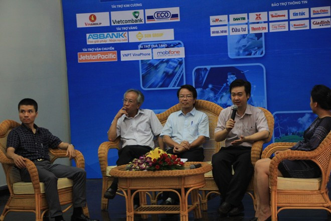 Đại diện Ban giám khảo, ban tổ chức giải thưởng cam kết sẽ đồng hành, hỗ trợ đối với các ý tưởng sáng tạo phục vụ cộng đồng của các tác giả tham gia giải.