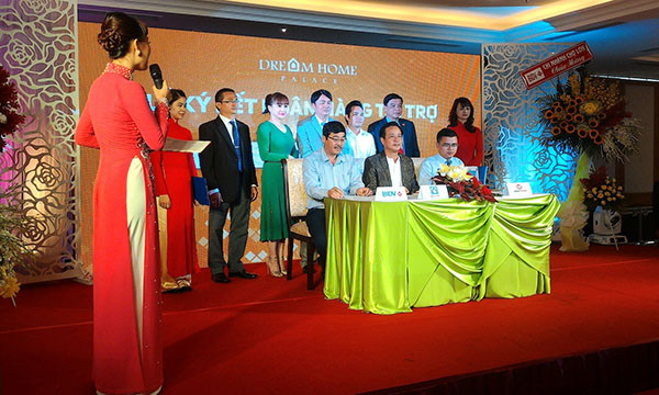 Ký kết với ngân hàng BIDV hỗ trợ gói 30.000 tỷ cho khách hàng.