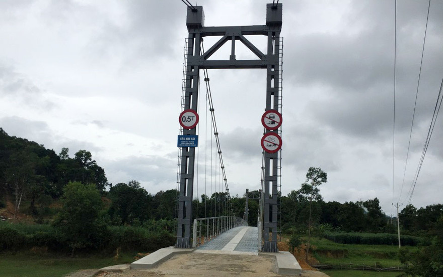 Tổng cục trưởng Tổng cục đường bộ sẽ kiểm tra cầu treo dân sinh Khe Tây vào sáng 13/8.