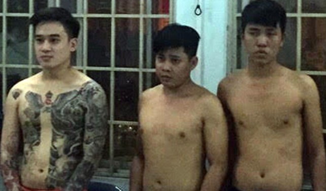 Các nghi can trong đường dây vay nặng lãi bị cảnh sát bắt giữ. Ảnh: Công an cung cấp