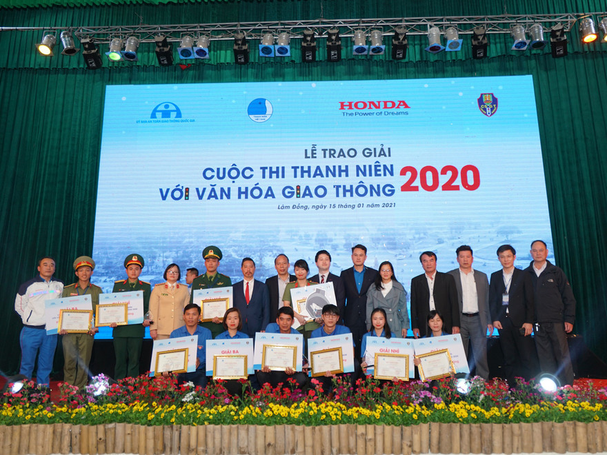 Tiểu phẩm Kỳ nghỉ phép khó quên đến từ Ban TNQĐ xuất sắc dành giải nhất đồng đội