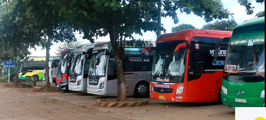 Xe khách "đóng băng" vì COVID-19 tại bến xe liên tỉnh Đắk Lắk