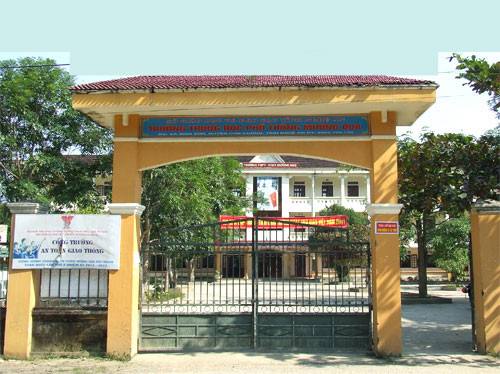 Trường THPT Mường Quạ- nơi xảy ra sự việc