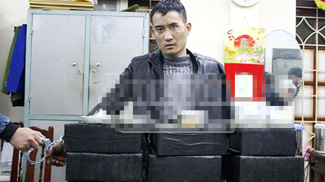 Đối tượng Trần Đức Duy bị bắt khi đang vận chuyển 94 bánh heroin