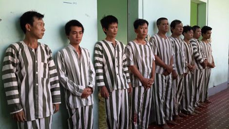 Các đối tượng tại CQĐT. ẢNh: Công an Nhân dân