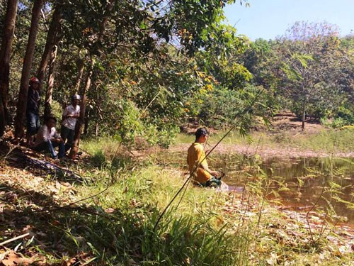 Hiện trường nơi phát hiện chiếc xe máy