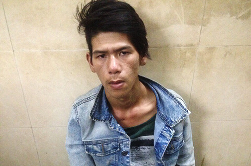 Tên cướp tại trụ sở công an