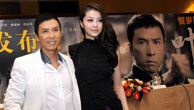 Chân Tử Đan và Hùng Đại Lâm là cặp vợ chồng nên thơ trong Diệp Vấn. Ảnh: QQ.