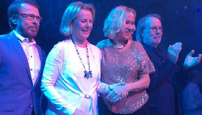 ABBA phủ nhận tin đồn tái hợp