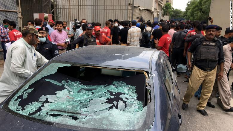 Hiện trường nơi xảy ra vụ tấn công. (Ảnh: CNN)