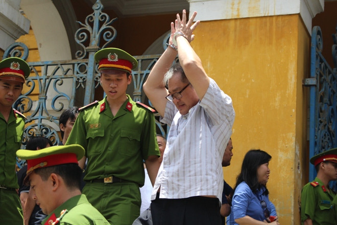 Ông Phạm Công Danh sau phiên tòa. Ảnh: Tân Châu