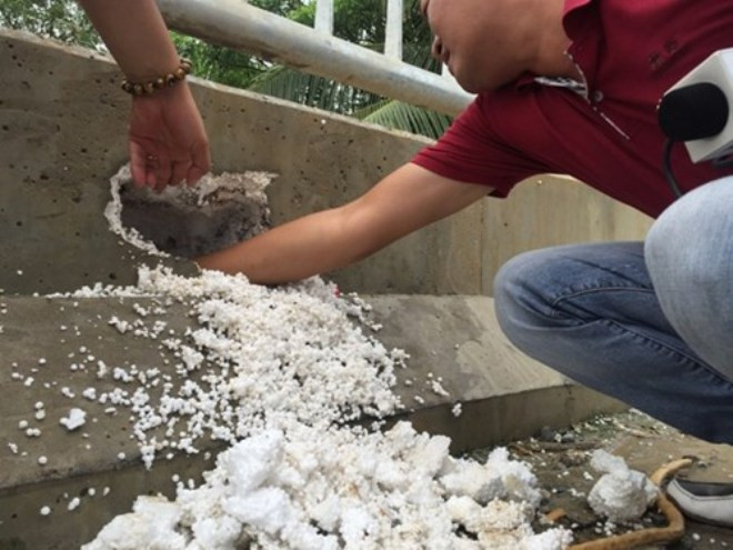 Sở GTVT Hà Nội khẳng định, xốp bên trong bờ lan can cầu Zét là ở các hộc chờ kỹ thuật. 