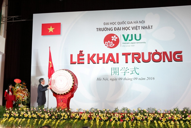 ĐH Việt Nhật khai giảng khóa đầu tiên