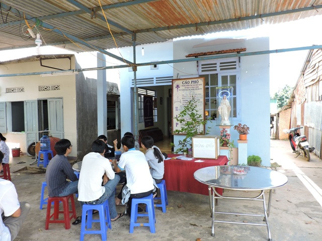 Đám tang của nạn nhân tại nhà riêng.