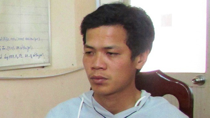 Nguyễn Văn Tèo ra đầu thú tại công an huyện Tam Nông. Ảnh: Minh Anh/ Zing