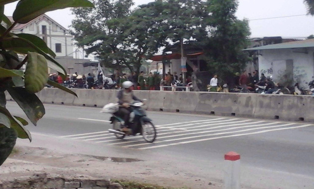 Cái chết của bà Vị khiến người dân khu phố bàng hoàng.