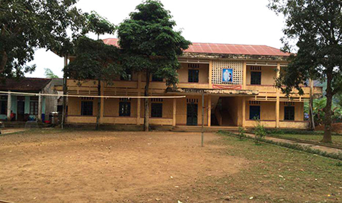 Trường THCS Thúy Sơn.