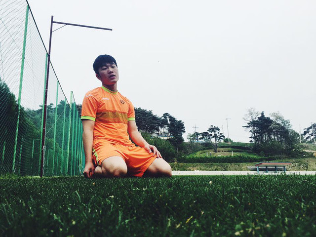 Xuân Trường buồn bã với chấn thương phức tạp của mình.