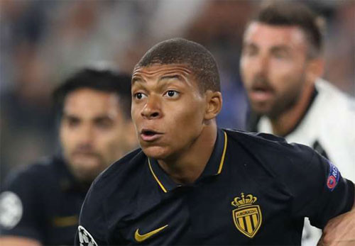 Mbappe tỏa sáng rực rỡ ngay trong mùa đầu tiên dự Champions League. Ảnh: Reuters.
