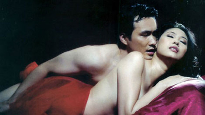 Cảnh nóng trong phim “Đẻ mướn".