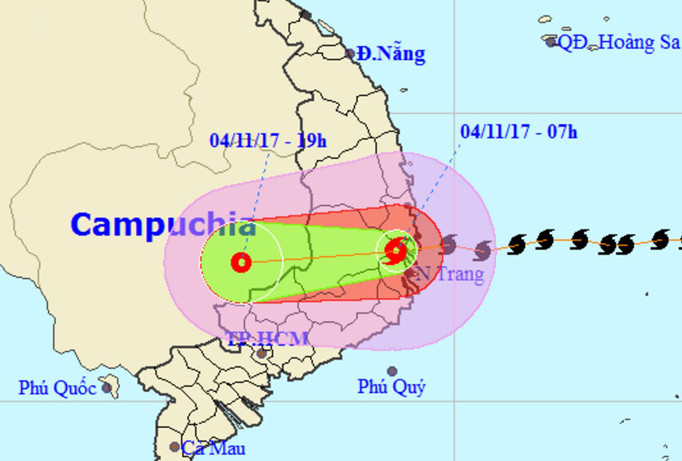 Dự báo đường đi và vị trí của cơn bão số 12. Ảnh: NCHMF.