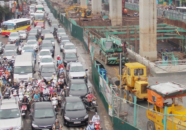 Sở GTVT yêu cầu dừng cấp phép và thi công đào đường từ 25 Tết. Ảnh: A.Trọng