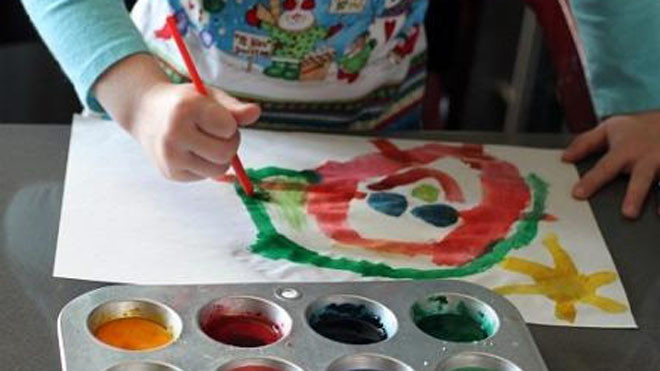 Màu nước trẻ em gây tổn thương não