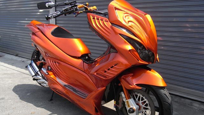 Honda PXC 'hóa thân' thành khủng long thời tiền sử