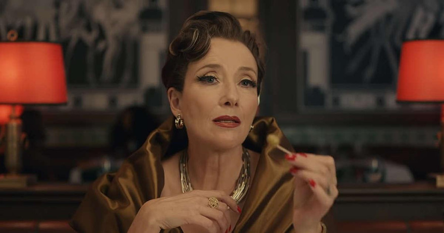 Minh tinh gạo cội Hollywood ví việc phải mặc nội y trong ‘Cruella’ là bị tra tấn