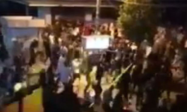 Quang cảnh lễ hội trước khi xảy ra vụ giẫm đạp. Ảnh cắt từ clip