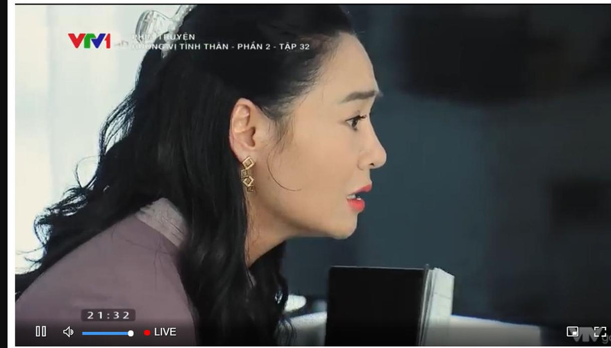 Xuân (Quách Thu Phương) hốt hoảng giải thích chuyện mình không lừa đảo