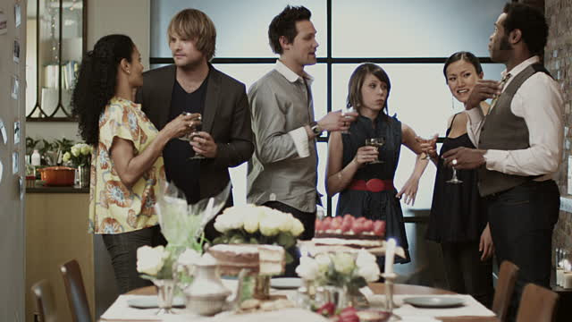 Uống ‘chay’ mà không ăn, nguy cơ tử vong vì ngộ độc rượu