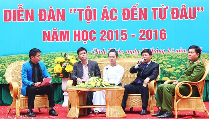 Diễn đàn 'Tội ác đến từ đâu' được tổ chức tại trường PTTH Bình Xuyên mang đến rất nhiều thông điệp nhân văn.