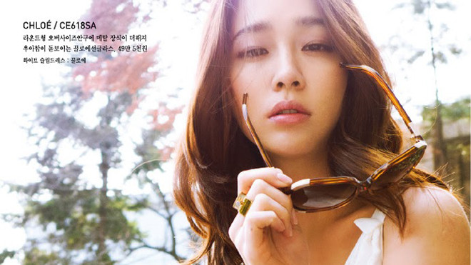 Lee Min Jung sành điệu với kính mắt Chloé