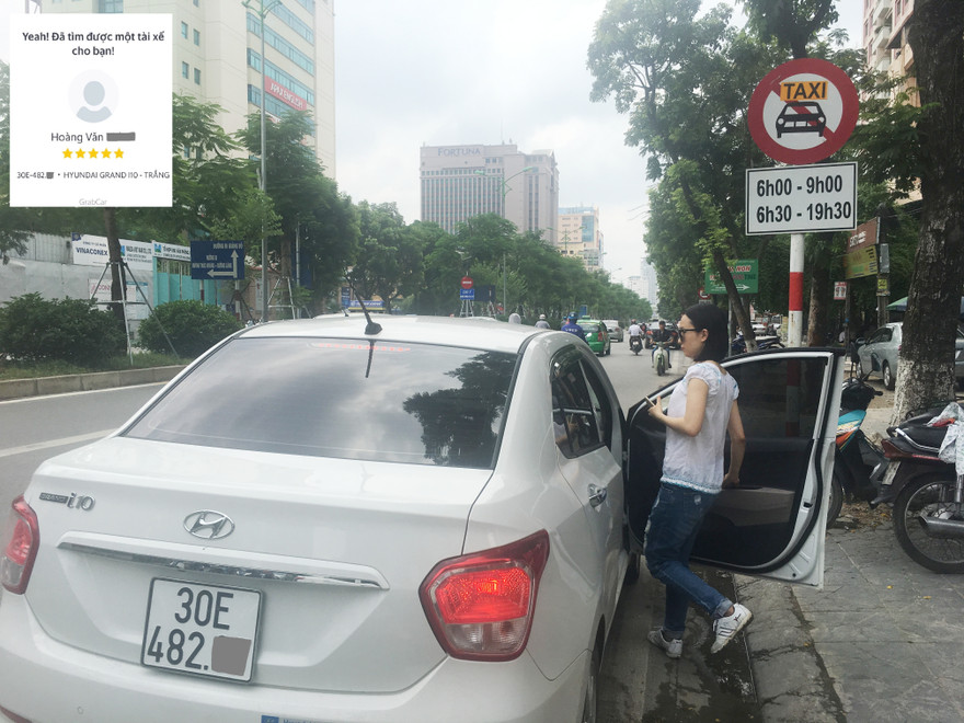 Đề nghị bỏ biển cấm, tránh bức xúc cho tài xế taxi