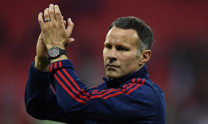 Ryan Giggs sắp chia tay MU.