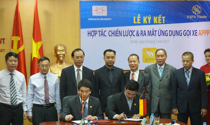 Các đại biểu tại lễ công bố ứng dụng APPP.