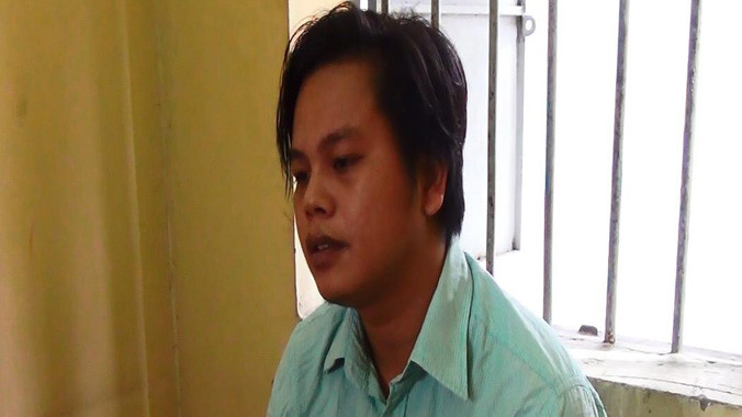 Kháng bị tạm giữ tại công an. Ảnh Đông Sơn.