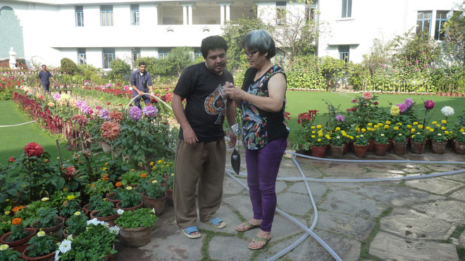 Trò chuyện bằng hình vẽ với bạn thơ người Pakistan