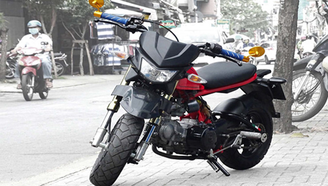 Chiếc mini bike có chiều cao yên rất thấp.