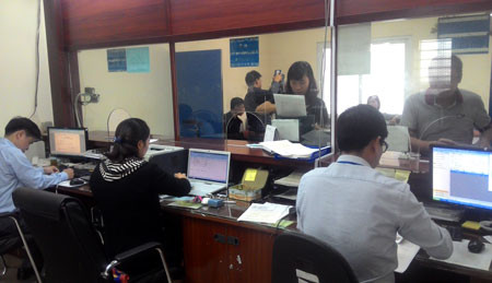 Thời hạn chót đổi GPLX từ vật liệu giấy sang vật liệu nhựa là hết năm 2016.