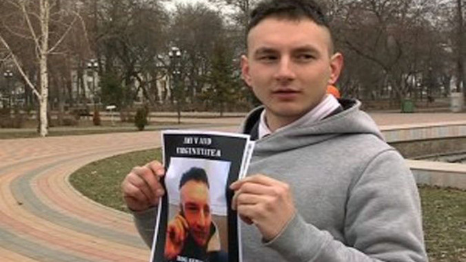 Chàng trai rao bán trinh tiết giá 2.000 euro